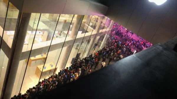 Епъл отчете силно първо тримесечие