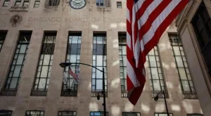 Американската икономика се е свила с 2,2%