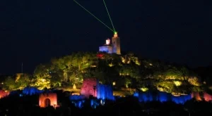 Излъчват аудио-визуалния спектакъл "Звук и светлина"