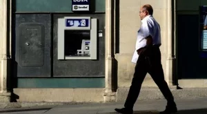 2012/05/01/0426240001380581244