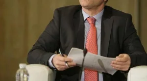 2012/05/02/0627144001380581201