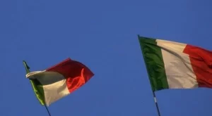 И италианците гласуваха срещу строгите икономии