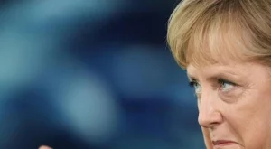 Меркел: Растежът на кредит е пагубен