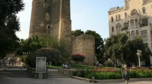 2012/05/11/0280030001380580769