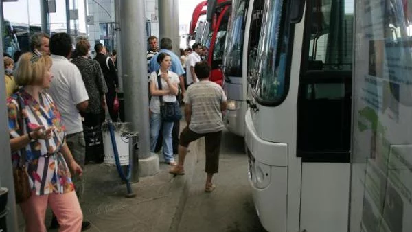 Билетите от фискални устройства стават задължителни за превозвачите 