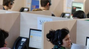 Обслужват ни по-често по имейл и чат