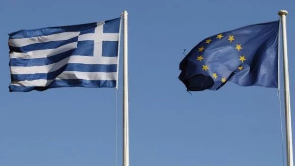 ЕИБ: Гърция ще остане в еврозоната