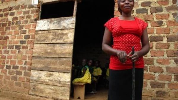 Испания не е Уганда? 