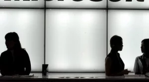 Майкрософт погълна Ямър