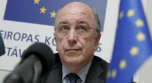 2012/06/18/0297587001380578769