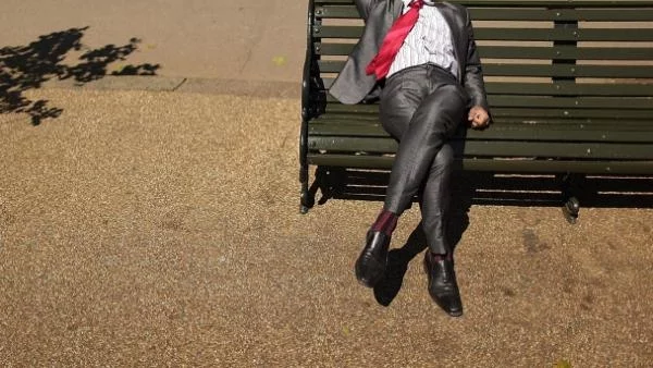 Италианците: криза е, защо да не си починем?