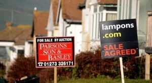 Жилищата на Острова поевтиняха рекордно