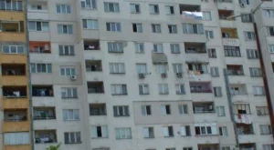 2012/07/03/0380690001380578035