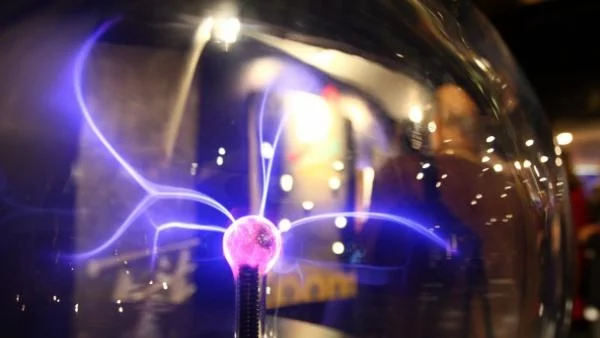 Очаква се от ЦЕРН да обявяват откриването на мистичната божествена частица