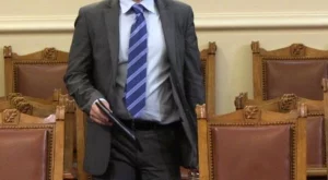 2012/07/04/0992396001380577986