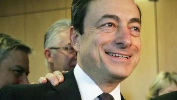 Драги: Еврото е тук, за да остане