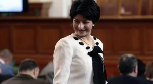 Атанасова: 268 лекарства вече са с трайно намалена цена