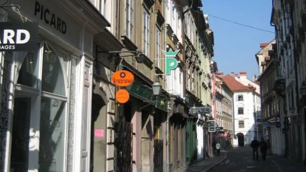 Словения - до вчера отличник, а скоро просяк?