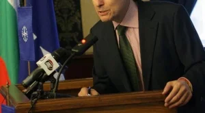 2012/07/15/0886024001380577447