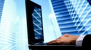 2012/07/17/0117184001380577334