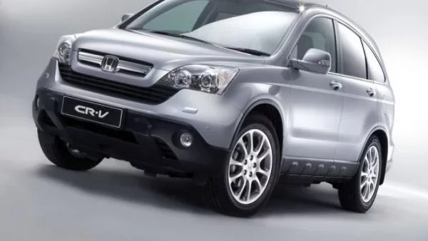 Хонда изтегля 320 000 коли заради дефект 