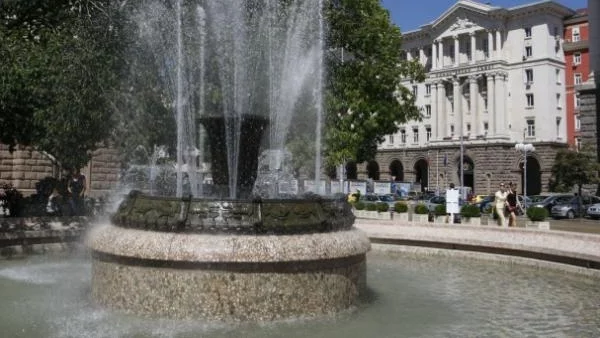 Ню Йорк таймс: Преходът в България и Румъния спря