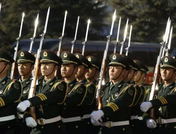 Китай има териториални претенции към бази на САЩ