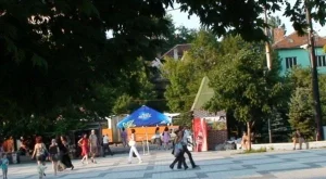 2012/07/26/0147504001380576863