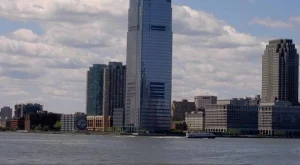 2012/07/27/0391250001380576841