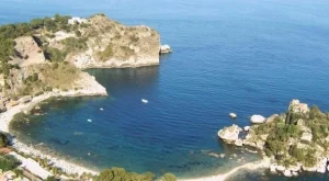 2012/08/01/0615245001380576605