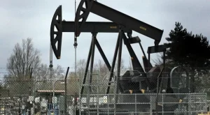  Роснефт шокира пазара с изненадваща загуба