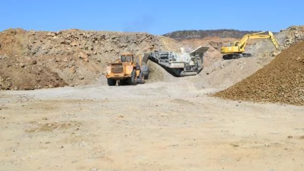 Завършват Тракия догодина