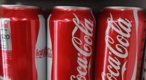 Министър се шегува с края на Кока Кола