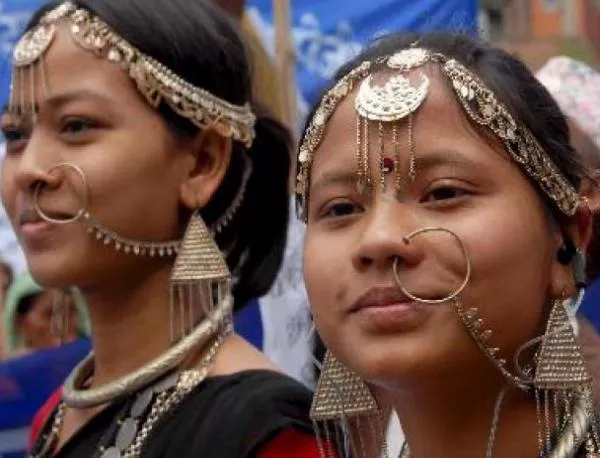 Непал забрани на училищата си да използват западни имена 