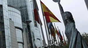 2012/08/07/0341107001380576268