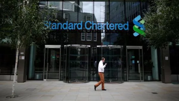 Standard Chartered Plc: Проклети американци!
