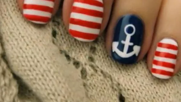 Как да си направим морски маникюр (видео)