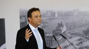 Ханс-Петер Фридрих потвърди: Не напредвате за Шенген