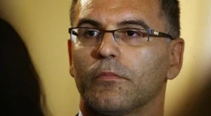 2012/08/14/0783216001380575936