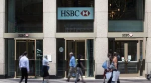 Разследват седем международни банки за злоупотреба