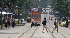 Средният месечен доход на лице от домакинство е 357 лв.