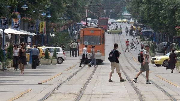 Средният месечен доход на лице от домакинство е 357 лв.