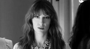 2012/08/22/0089902001380575594