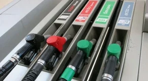 2012/08/22/0552220001380575603