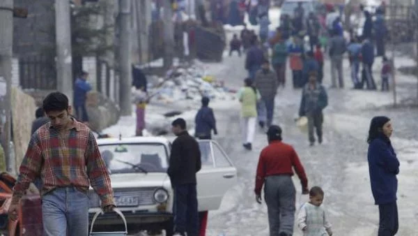 Франция намалява ограниченията за търсещите работа роми