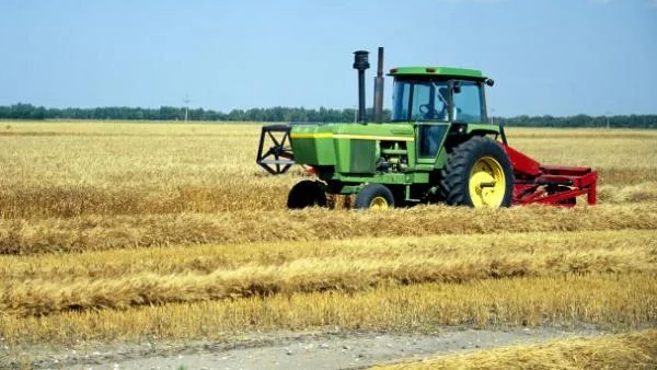 Продават земи от ДПФ на обща стойност 5 млн. лв. на търг