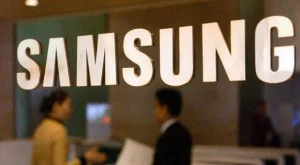 2012/08/27/0516070001380575433