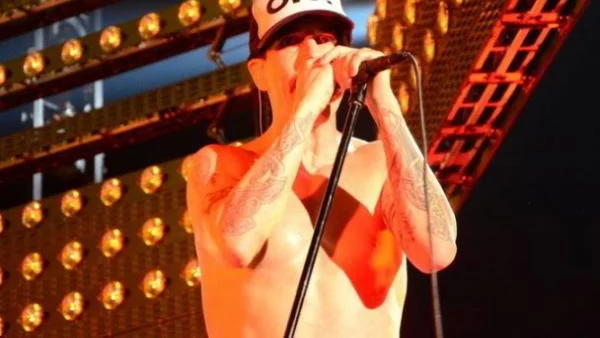 Купонът за концерта на RHCP започва още в 16 часа