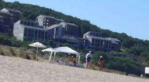 2012/08/29/0214162001380575267