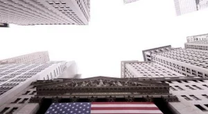 Фич заплаши да свали рейтинга на САЩ